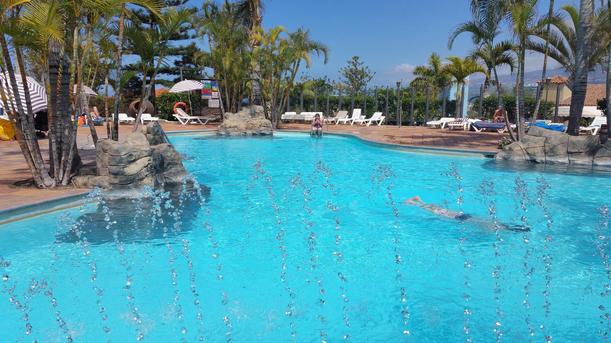 לוס ריאלחוס Apartamentos Playa De Los Roques מראה חיצוני תמונה