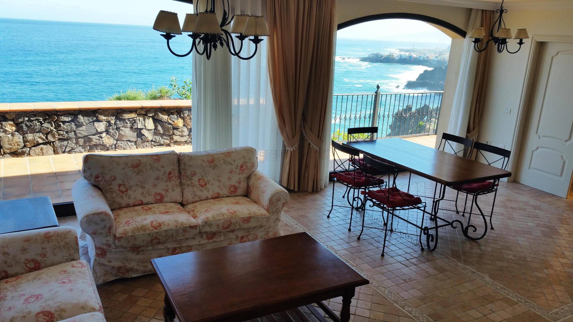 לוס ריאלחוס Apartamentos Playa De Los Roques מראה חיצוני תמונה